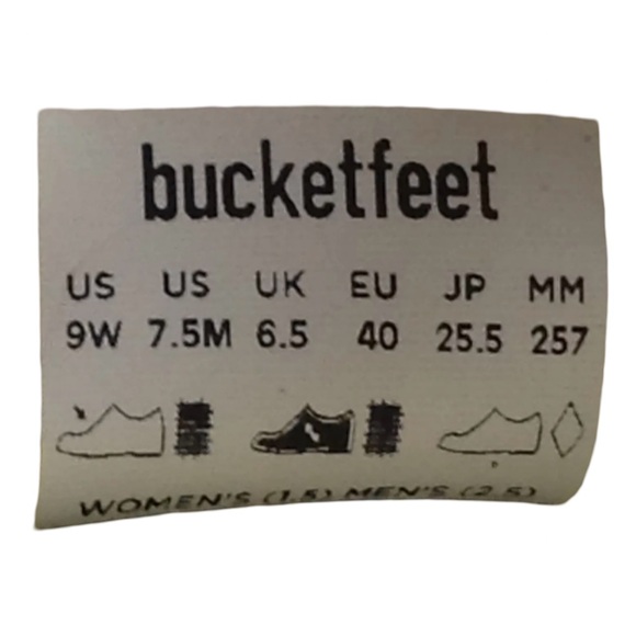 Bucket Feet Artist Designed - Picture 8 of 10